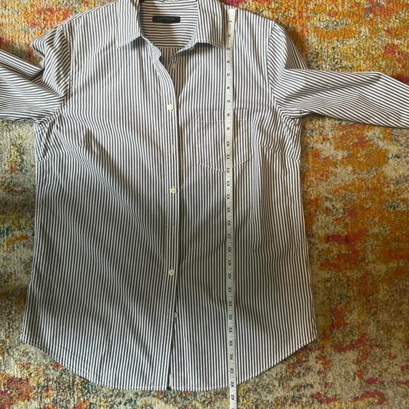 Lands End White and Gray Striped Button up 100% Cotton size 10 - Picture 5 of 9